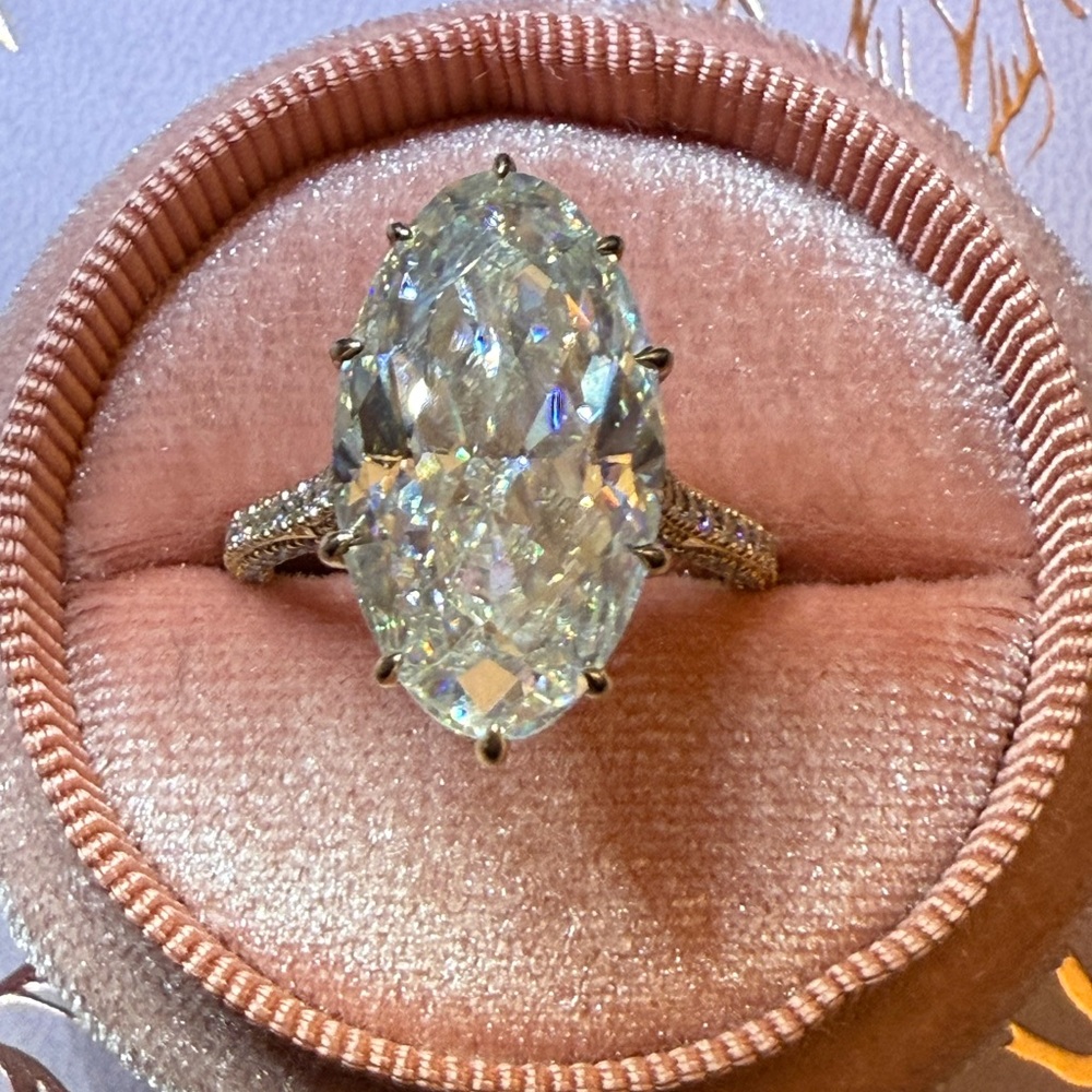 8ct Moissanite Moval Ring in 9k Rose Gold
